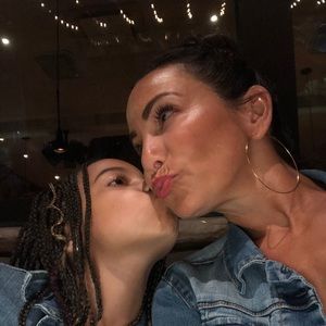 Meet your Posher, Amelie